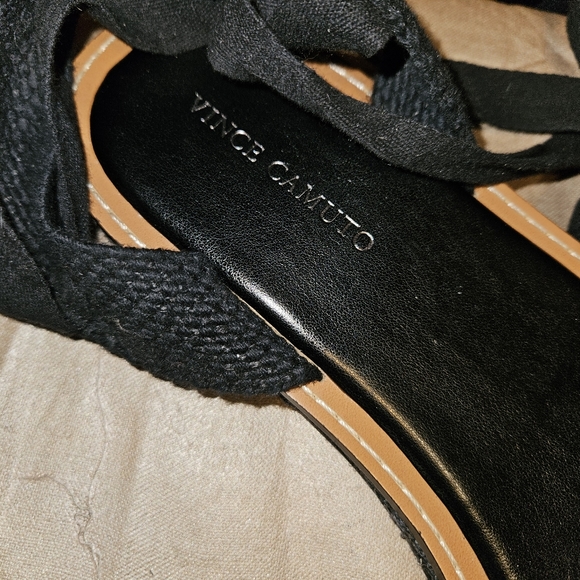 Vince Camuto Women's Chesellis Black, women's size 11, like new - Picture 3 of 9